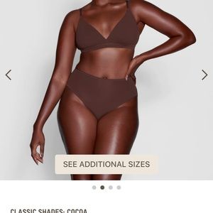 Skims ‘fits everybody crossover bralette’ in cocoa